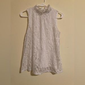 Cable & Gauge White Sleeveless Lace Blouse